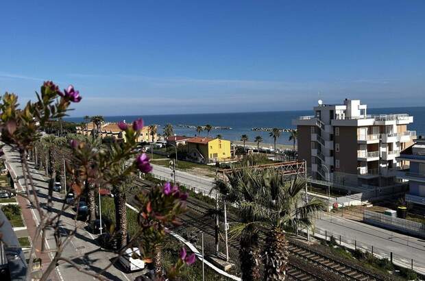 Wohnung kaufen in 63064 Cupra Marittima (Bild 1)