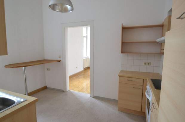 Altbauwohnung mieten in 8010 Graz (Bild 1)