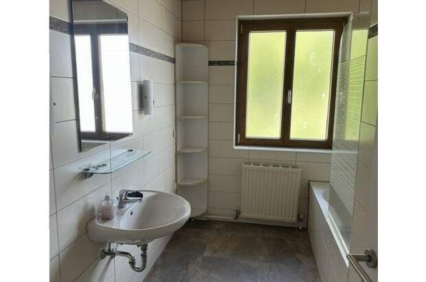 Mehrfamilienhaus kaufen in 4212 Neumarkt (Bild 2)