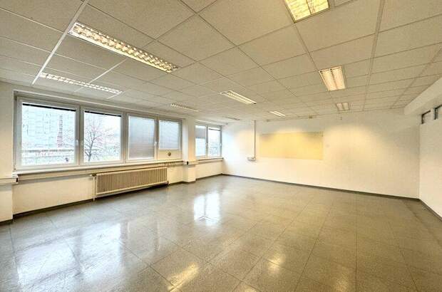 Büro / Praxis kaufen in 1120 Wien (Bild 2)