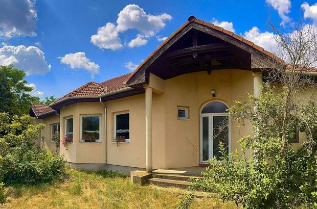 Haus mit Garten kaufen (Bild 2)