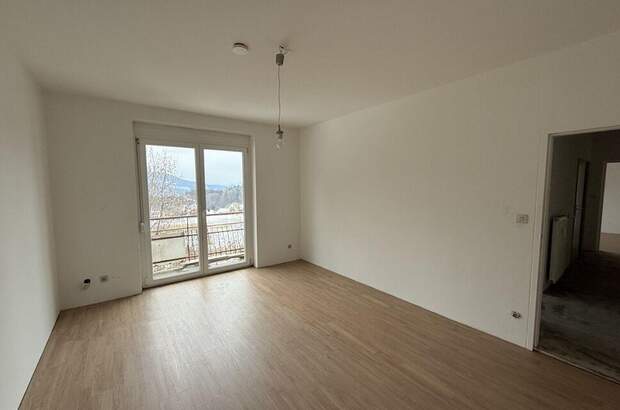 Wohnung mit Balkon kaufen in 9183 Schlatten (Bild 1)