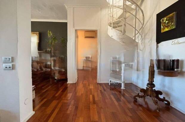 Wohnung mit Balkon kaufen in 20149 Milano (Bild 3)