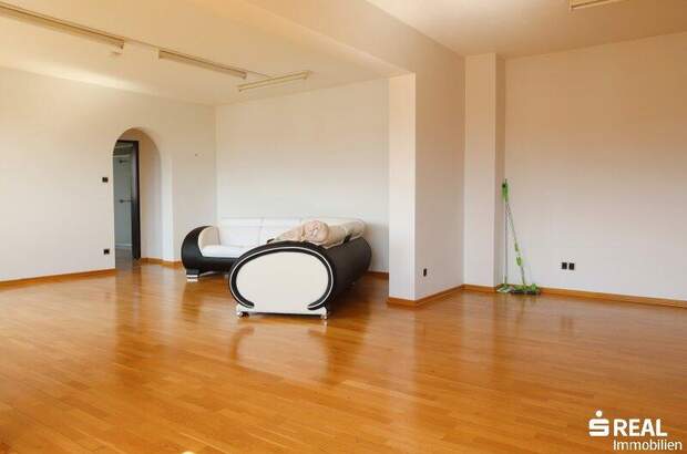 Terrassenwohnung kaufen in 9500 Villach (Bild 2)