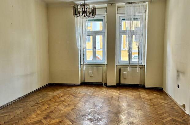 Altbauwohnung mit Balkon kaufen in 8010 Graz (Bild 1)