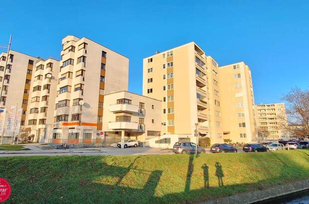 Terrassenwohnung kaufen in 2700 Wr. Neustadt (Bild 1)