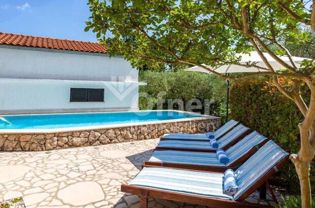 Haus kaufen in 51516 Vrbnik (Bild 4)