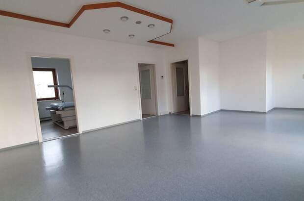 Gewerbeobjekt mieten in 4910 Ried (Bild 2)