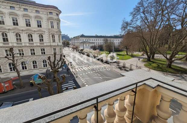 Altbauwohnung mit Balkon mieten in 5020 Salzburg (Bild 2)