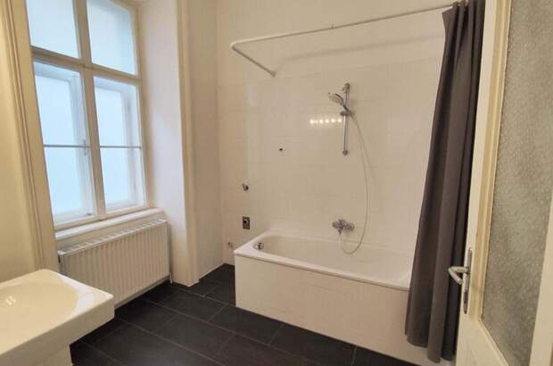 Altbauwohnung kaufen in 1070 Wien (Bild 5)