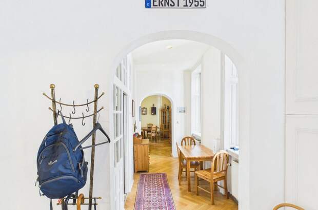 Altbauwohnung kaufen in 1070 Wien (Bild 2)