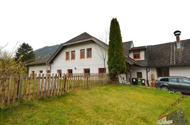 Mehrfamilienhaus kaufen in 2734 Puchberg (Bild 2)