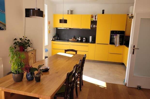 Altbauwohnung mit Balkon mieten in 5020 Salzburg (Bild 2)