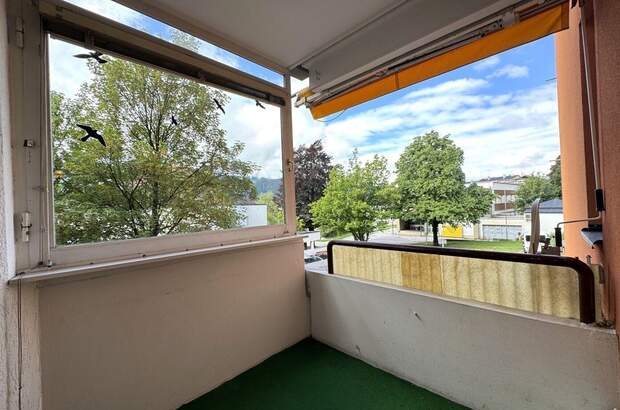 Altbauwohnung mit Balkon kaufen in 6060 Hall