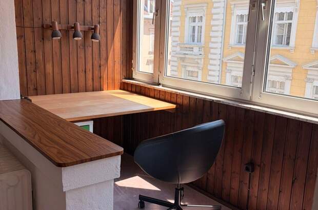 Altbauwohnung mit Balkon mieten in 8010 Graz