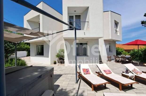 Haus kaufen in 51514 Dobrinj (Bild 4)