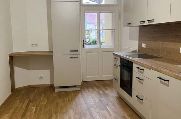 Altbauwohnung mit Balkon mieten in 8010 Graz (Bild 3)