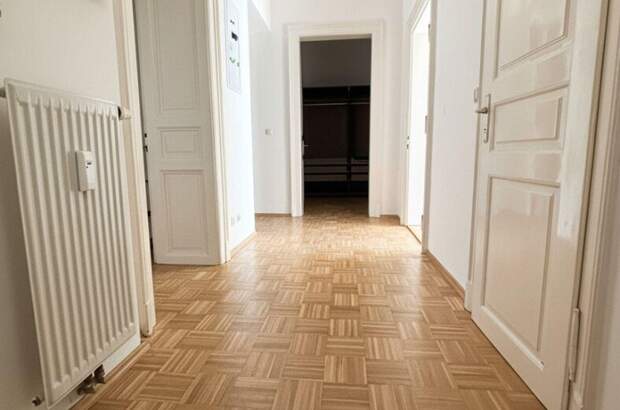 Altbauwohnung mit Balkon mieten in 8010 Graz (Bild 3)