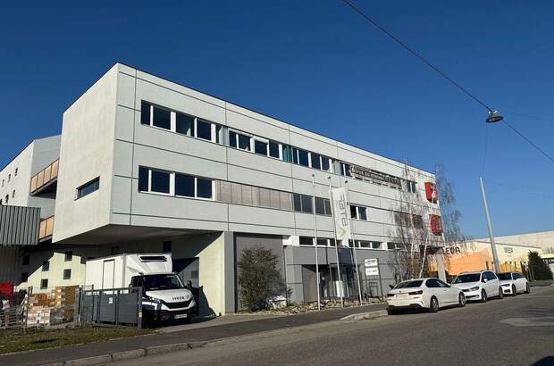 Gewerbeobjekt mieten in 1220 Wien (Bild 1)