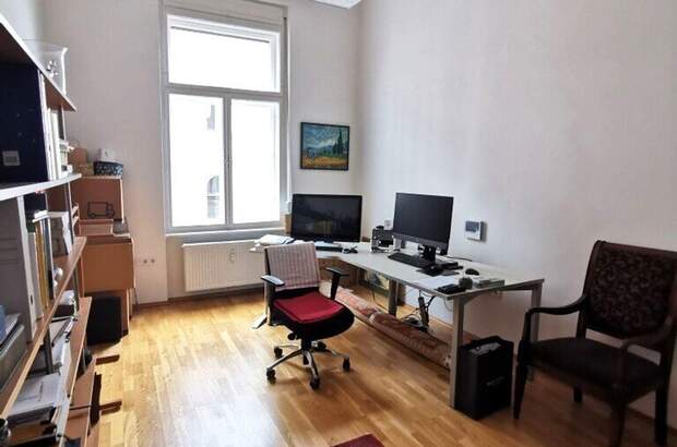 Altbauwohnung mit Balkon mieten in 8010 Graz (Bild 4)