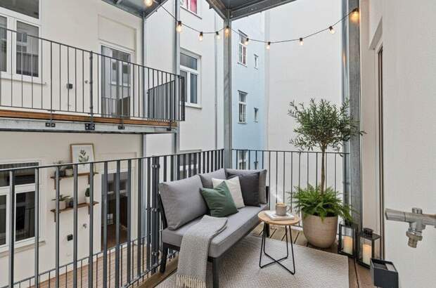 Altbauwohnung mit Balkon kaufen in 1180 Wien (Bild 1)