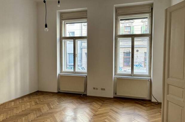 Altbauwohnung mit Balkon mieten in 8010 Graz (Bild 1)