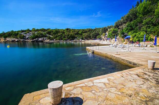 Gewerbeobjekt kaufen in 23242 Posedarje (Bild 1)