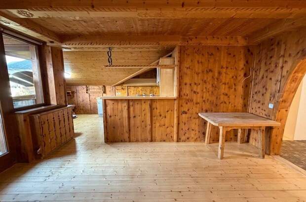 Altbauwohnung mit Balkon kaufen in 6094 Axams (Bild 5)
