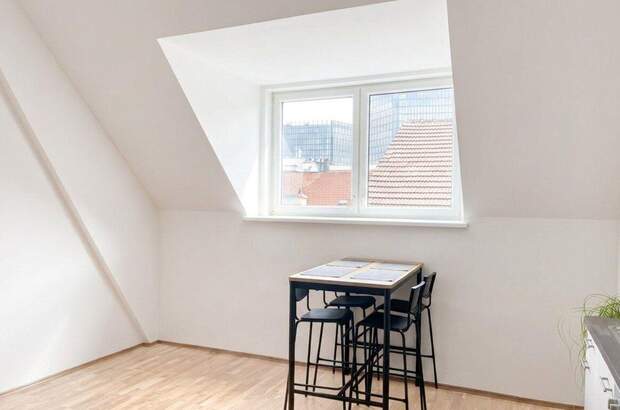 Altbauwohnung kaufen in 1040 Wien (Bild 1)