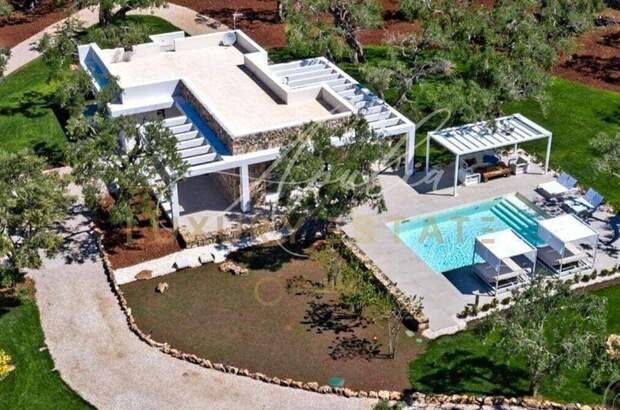 Haus mit Garten kaufen in 73040 Capo Santa Maria di Leuca (Bild 1)