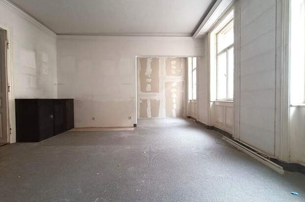 Altbauwohnung kaufen in 1090 Wien (Bild 1)