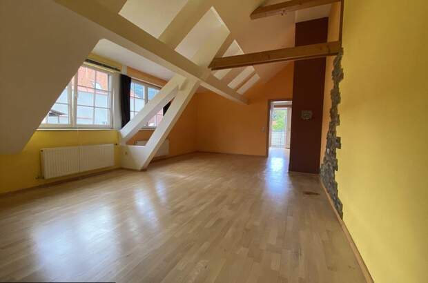 Altbauwohnung mit Balkon mieten in 8600 Bruck an der Mur (Bild 4)