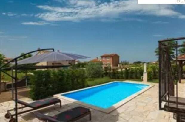 Haus kaufen in 52464 Kaštelir (Bild 3)