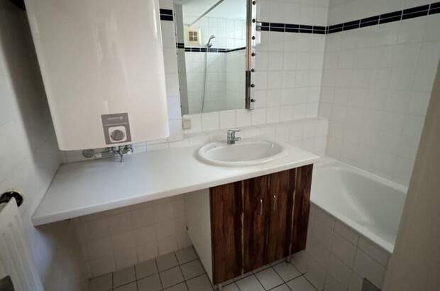 Altbauwohnung mit Balkon mieten in 8010 Graz (Bild 5)