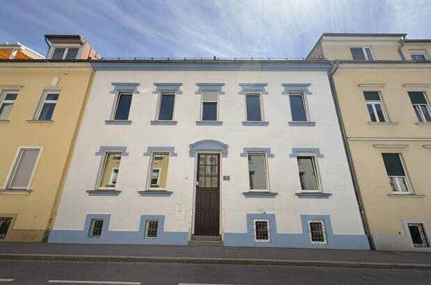 Altbauwohnung mit Balkon mieten in 8020 Graz (Bild 1)