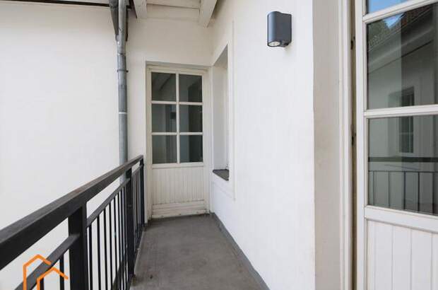 Altbauwohnung mit Balkon kaufen in 1070 Wien 7. (Bild 2)