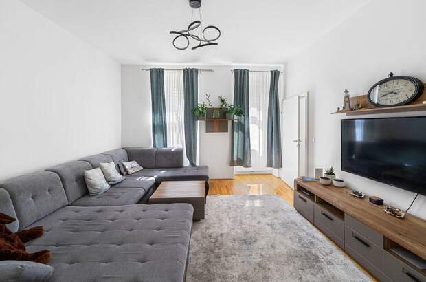 Altbauwohnung kaufen in 1060 Wien (Bild 2)