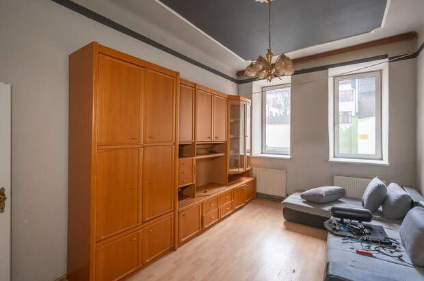 Altbauwohnung kaufen in 1050 Wien (Bild 2)