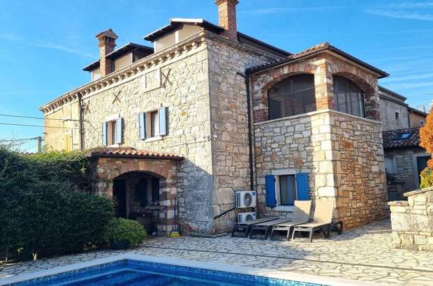 Haus kaufen in 52440 Porec (Bild 2)