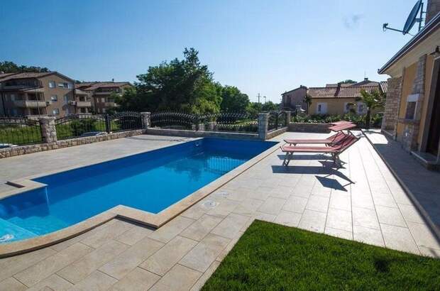 Haus kaufen in 52466 Novigrad (Bild 5)