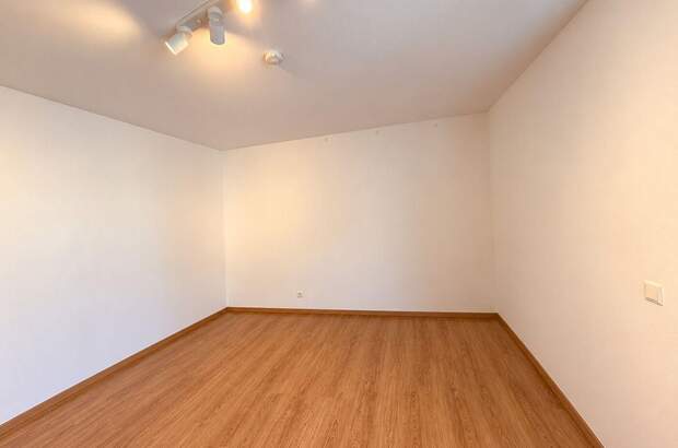 Wohnung mit Balkon mieten (Bild 2)
