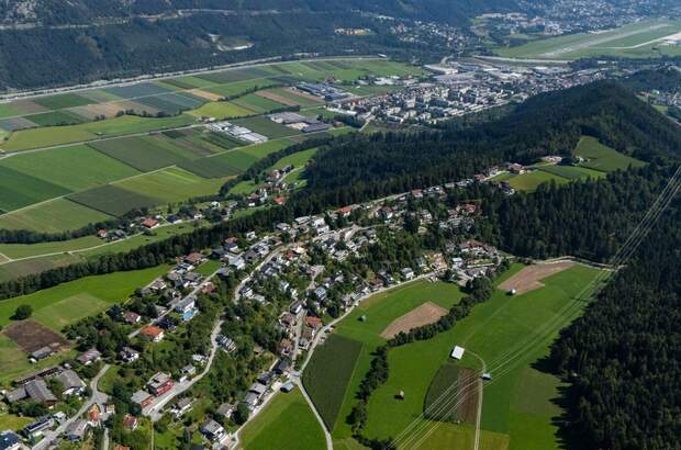 Grundstück kaufen in 6094 Axams (Bild 1)