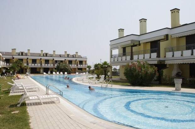 Haus kaufen in 33053 Aprilia Marittima (Bild 1)