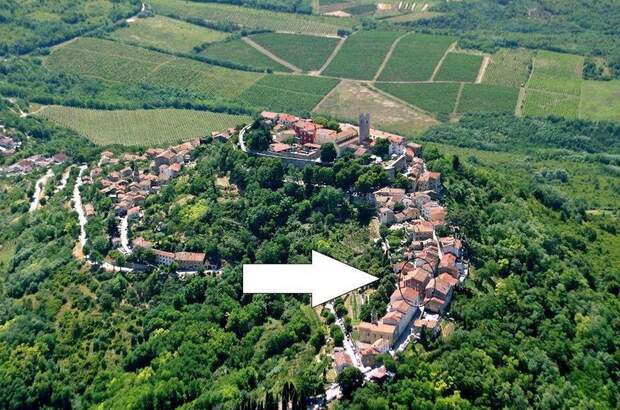 Haus kaufen in 52424 Motovun (Bild 2)