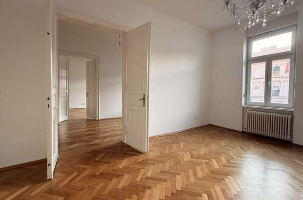 Altbauwohnung kaufen in 8010 Graz (Bild 2)