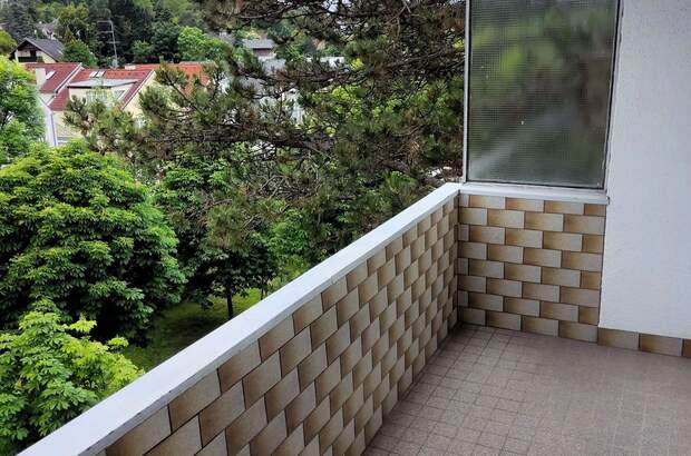 Altbauwohnung mit Balkon mieten in 3400 Klosterneuburg (Bild 2)