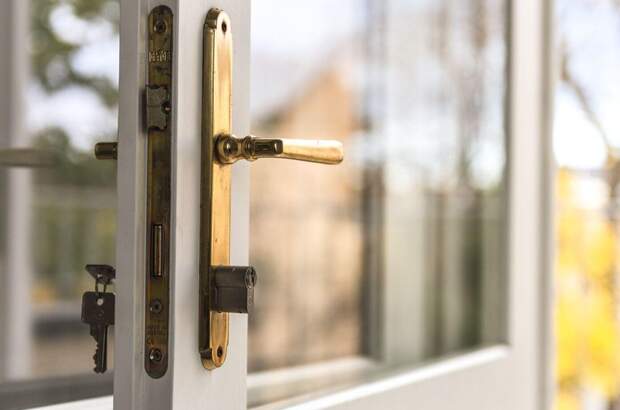 Altbauwohnung mit Balkon kaufen in 1130 Wien (Bild 4)