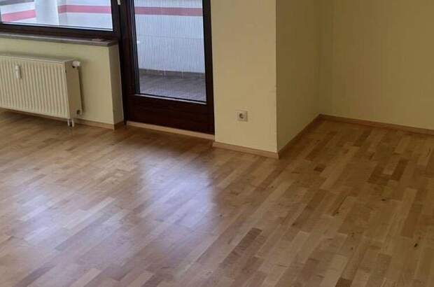 Altbauwohnung mit Balkon kaufen in 5412 Puch (Bild 1)