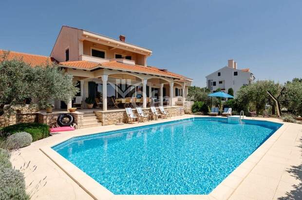 Haus kaufen in 23000 Kožino (Bild 3)