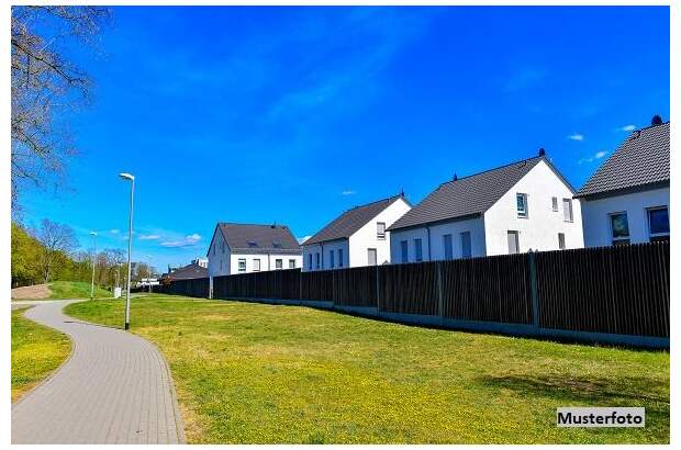 Mehrfamilienhaus kaufen in 2486 Pottendorf (Bild 1)